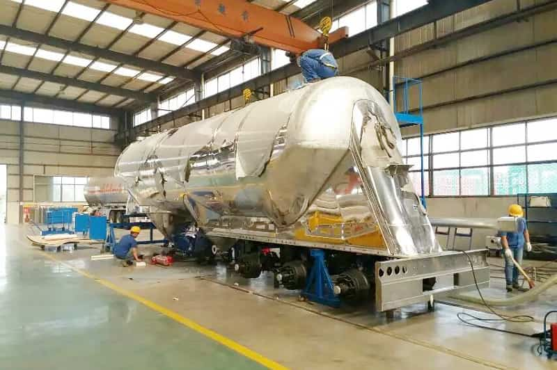 30 Ton Flour Tanker For Sale in Dominican Republic